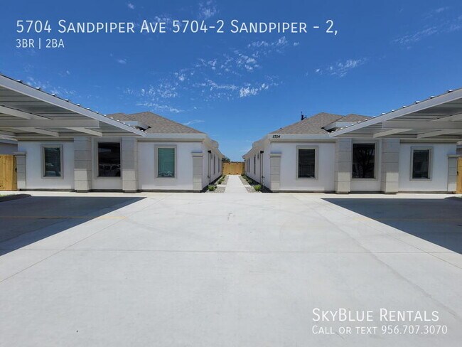Building Photo - 5704 Sandpiper Ave