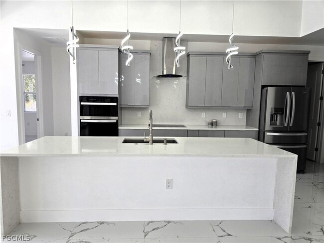 Building Photo - 3313 8th St W