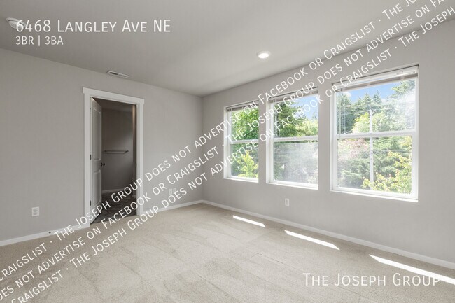 Building Photo - 6468 Langley Ave NE