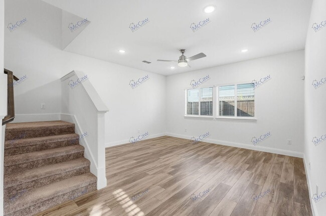 Building Photo - 3100 Trina St