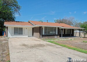 Building Photo - 243 Maplewood Ln