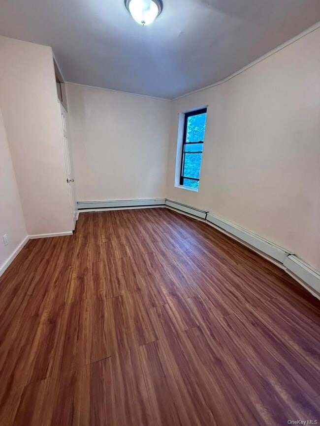 Building Photo - 2138 Gleason Ave