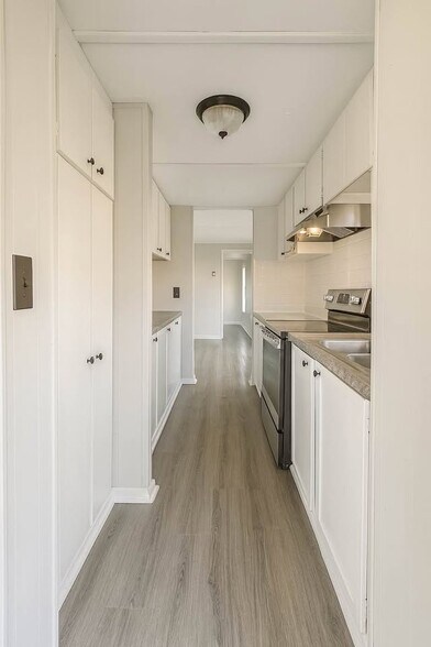 Building Photo - 50 Ponder Dr