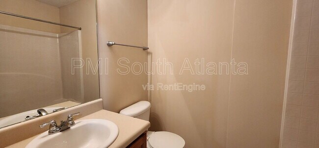 Building Photo - 6864 Mountain Cir