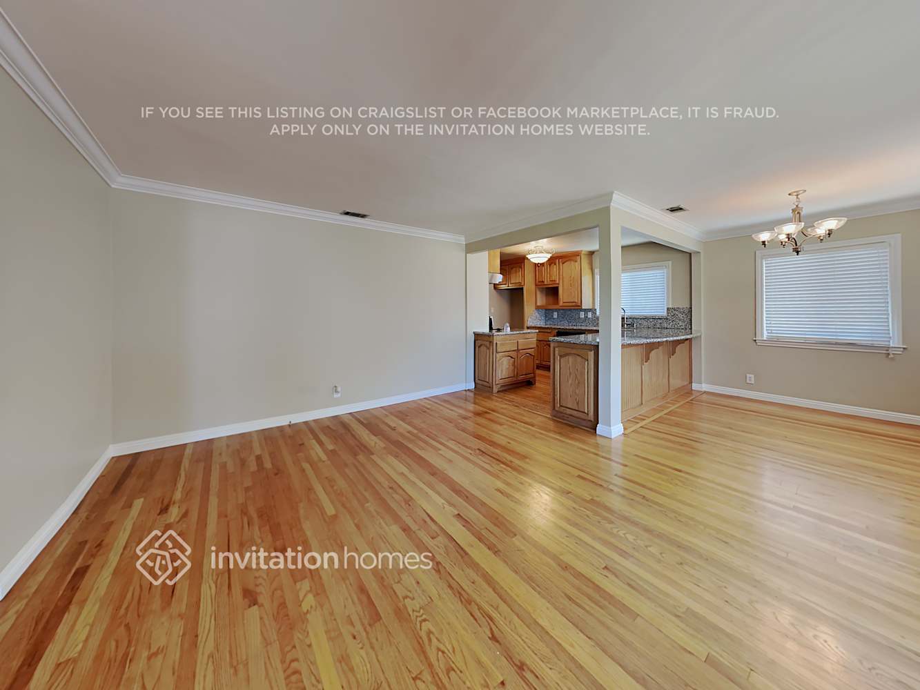 Building Photo - 4558 Albury Ave