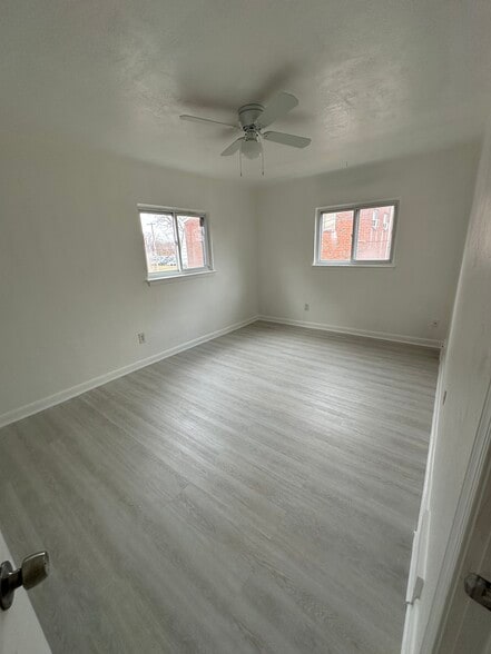 Building Photo - 1227 W Marshall St