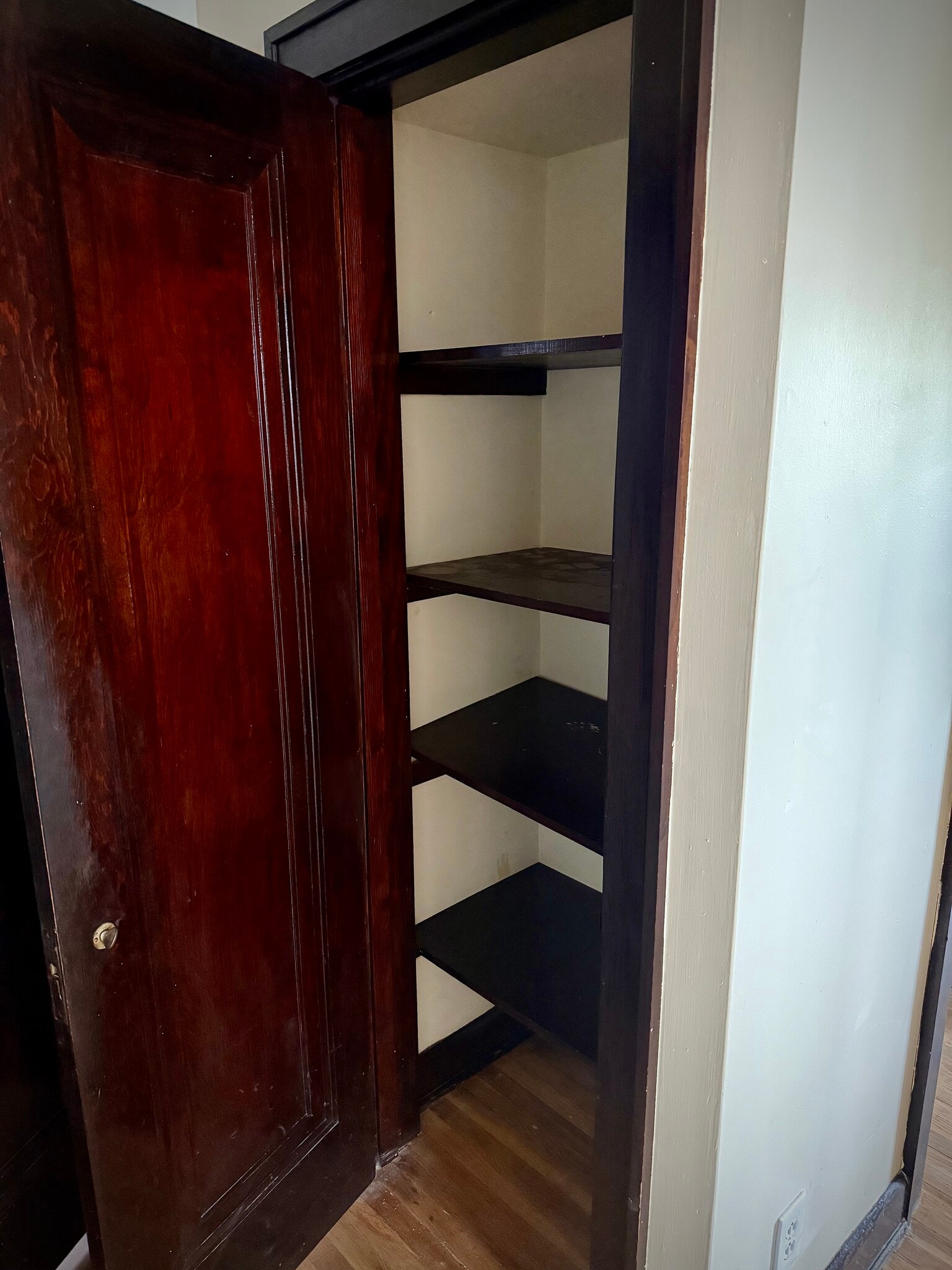 Linen Closet - 2024 Perrysville Ave