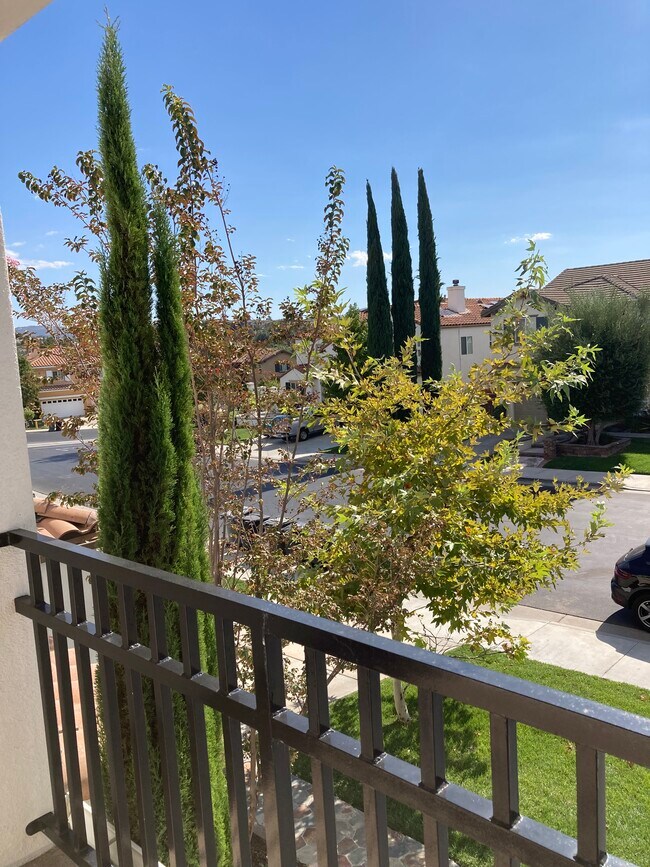 Building Photo - 45374 Willowick St