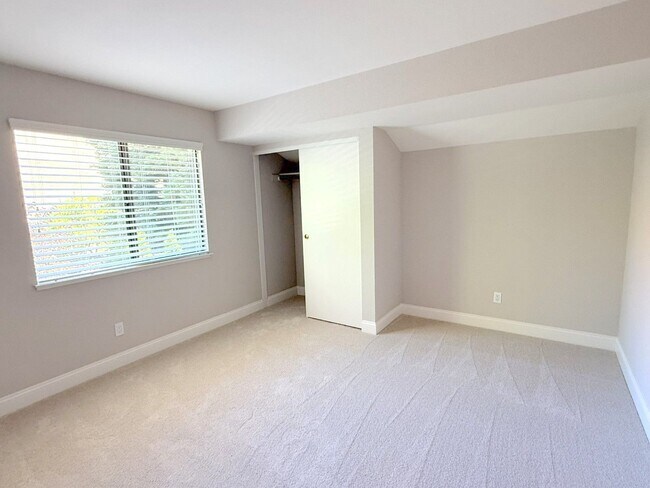 Building Photo - Spectacular Anderson Ranch Beauty Backing to Open Space !
