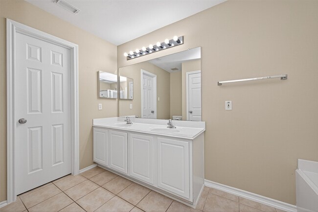 Building Photo - 169 Musewood Ct