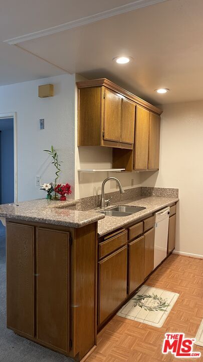 Building Photo - 4260 Vía Arbolada