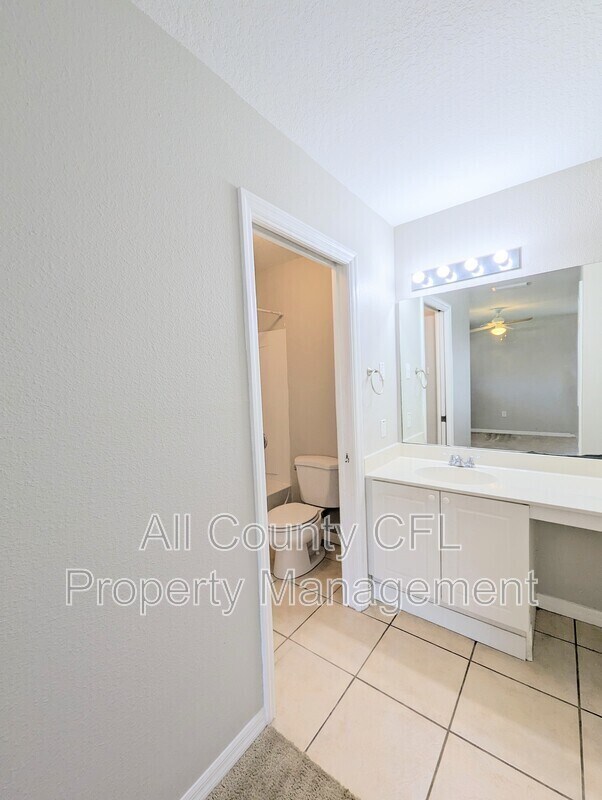 Building Photo - 2816 Club Cortile Cir