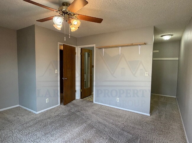 Building Photo - Single-Level 3-Bedroom Townhome with Primary Suite & Attached Garage