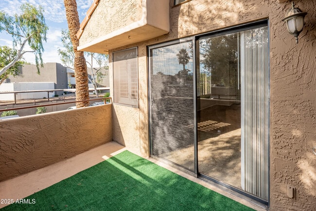 Building Photo - 5122 E Shea Blvd