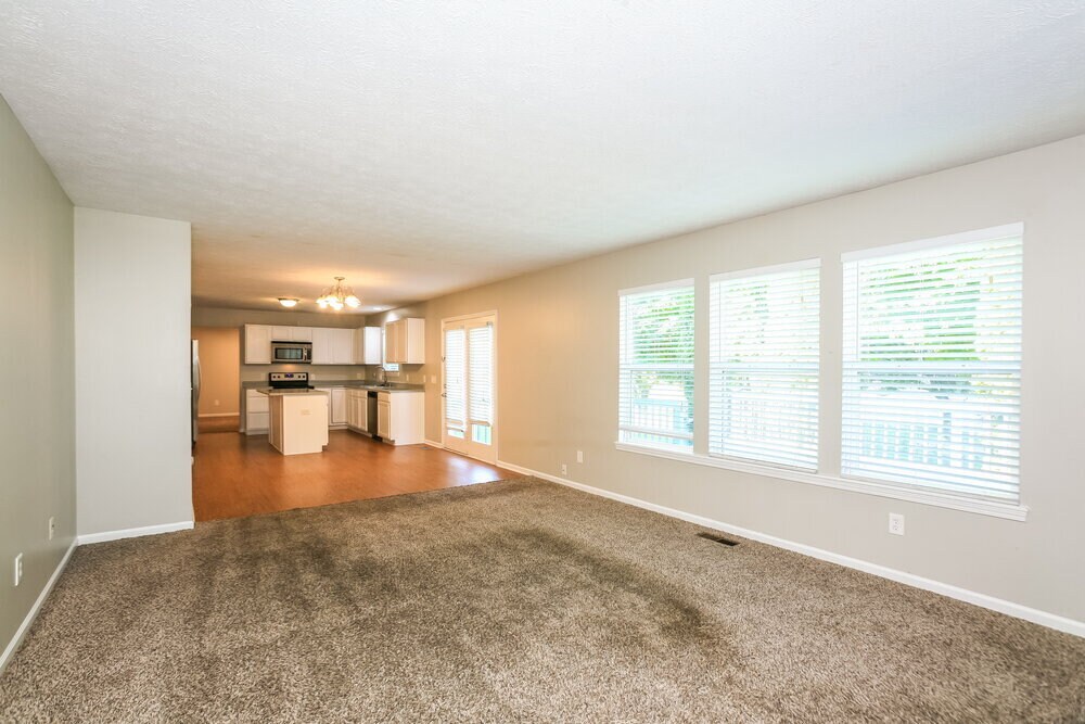 Building Photo - 5928 Keensburg Dr
