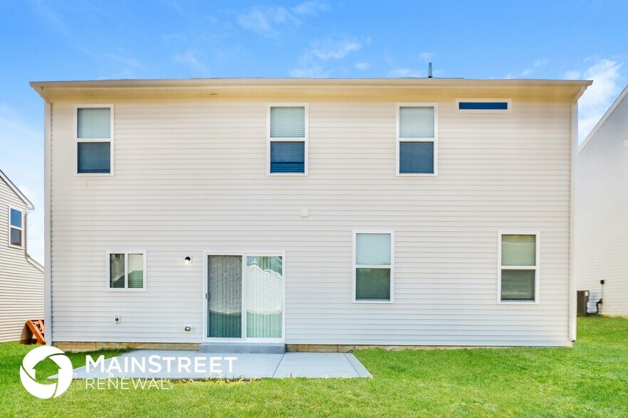 Building Photo - 443 Vildana Wy