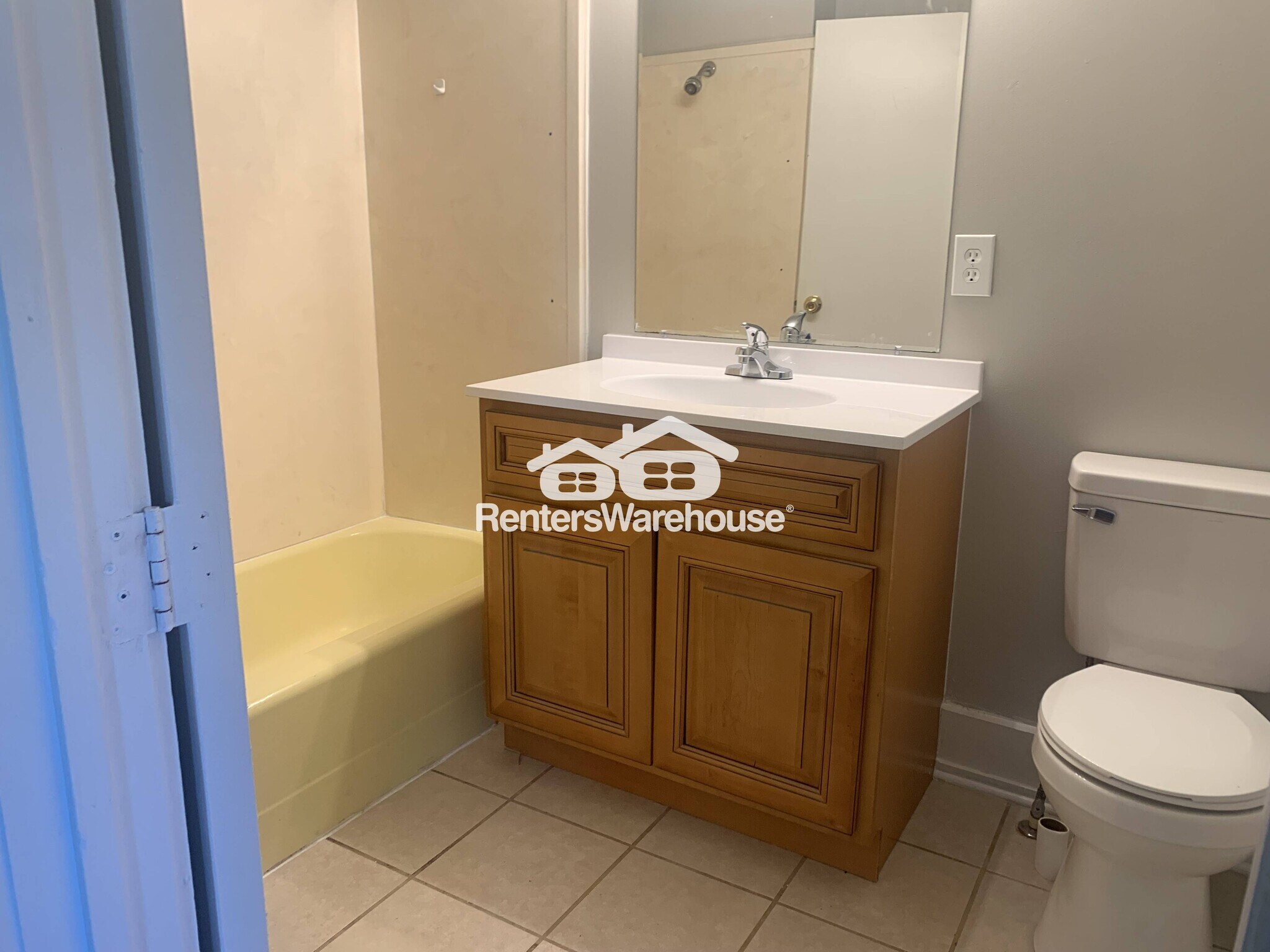 Building Photo - 27783 Pinedale Rd