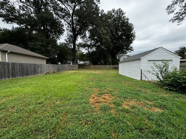 Building Photo - 3634 Autumn Ave