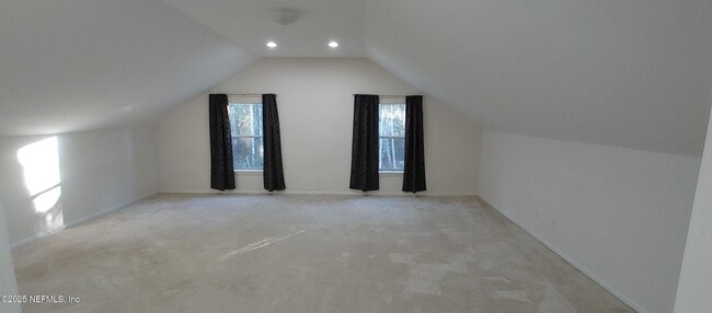 Building Photo - 10542 Castlebar Glen Dr S