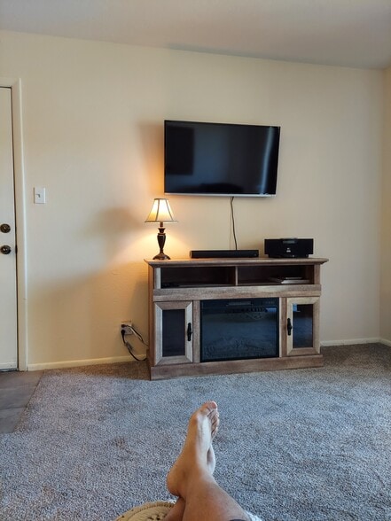 Flat Screen with Soundbar, Stereo, and Electric Fireplace Console - 941 Calle Mejia