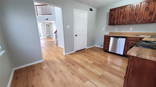 Building Photo - 2943 Harbinger Ln
