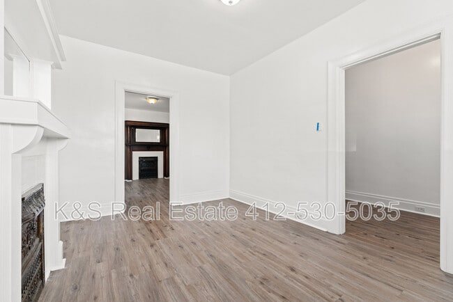 Building Photo - 1043 Mt Oliver St