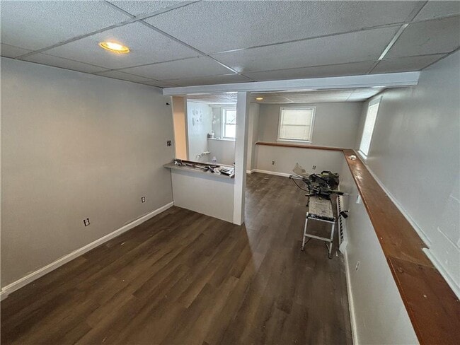 Building Photo - 24 Greenwood Dr