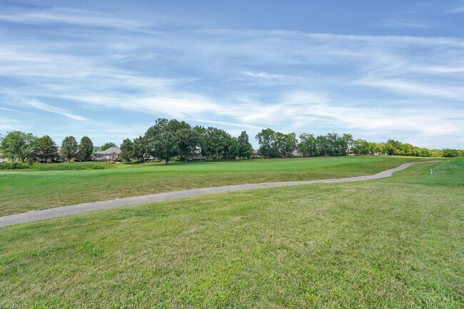 Building Photo - 6468 Holly Ln