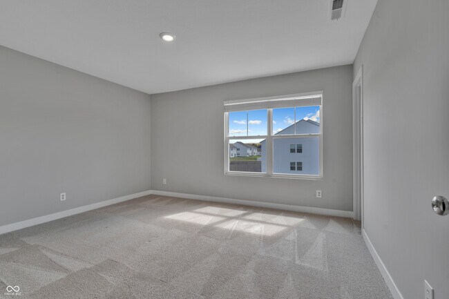 Building Photo - 76 Fernleaf Dr