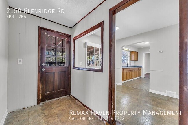 Building Photo - 2150 Glenridge Rd