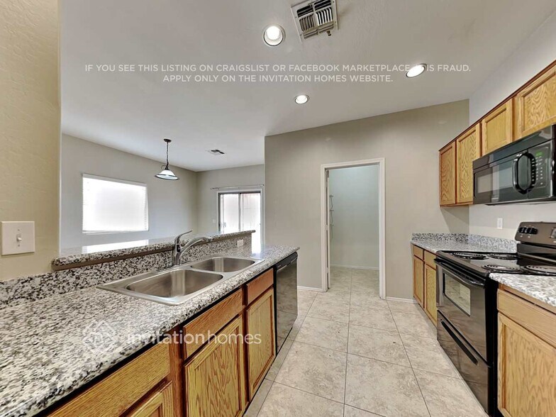 Building Photo - 2310 N 92nd Dr