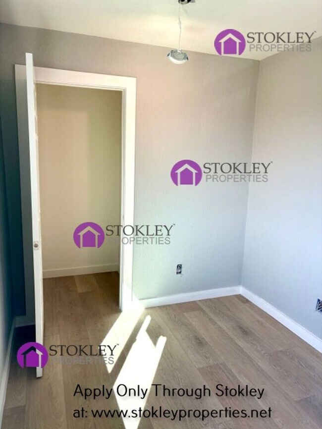 Building Photo - COMING SOON ! - Stokley Properties Presents 658 East N. Street in Benicia (Remodeled with extra r...