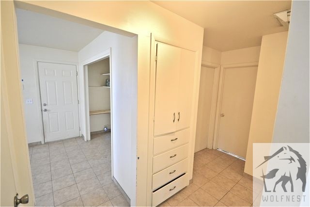 Building Photo - Beautiful 3 Bedroom West Valley Duplex