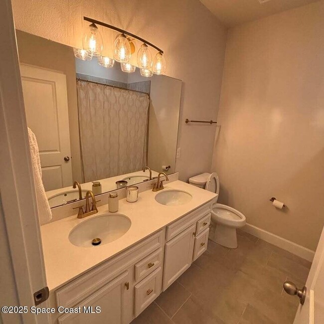 Building Photo - 2724 Landing Dr