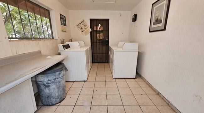 Building Photo - 43965 Towne St