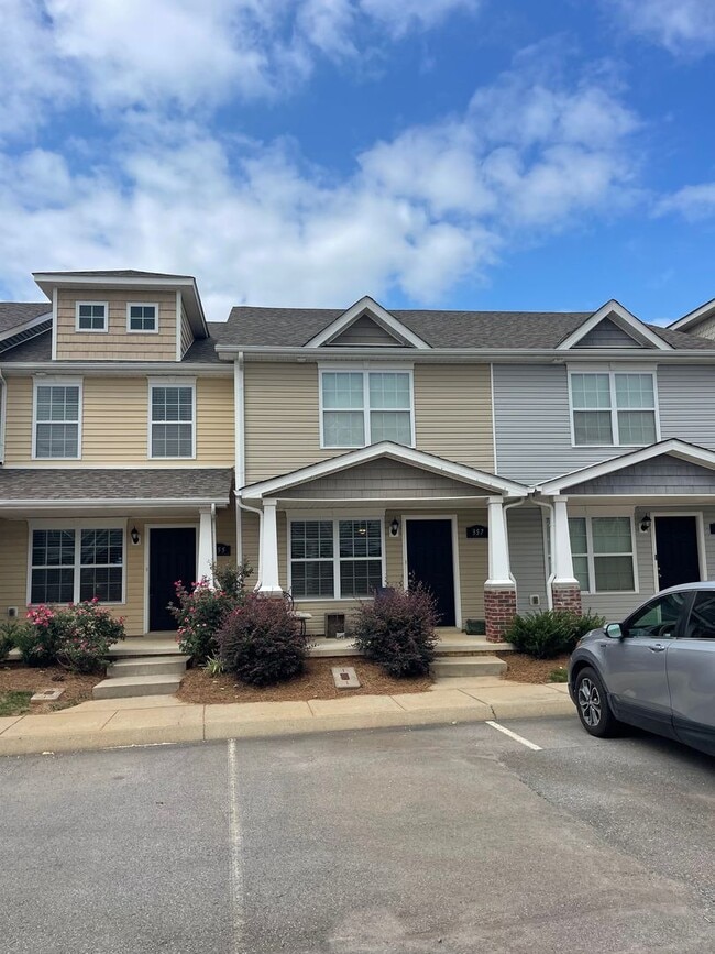 Building Photo - 357 Sam Houston Cir