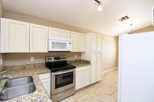 Building Photo - 11514 E Contessa St