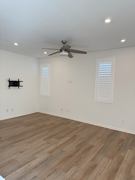 Building Photo - 1971 S Ambrosia Way