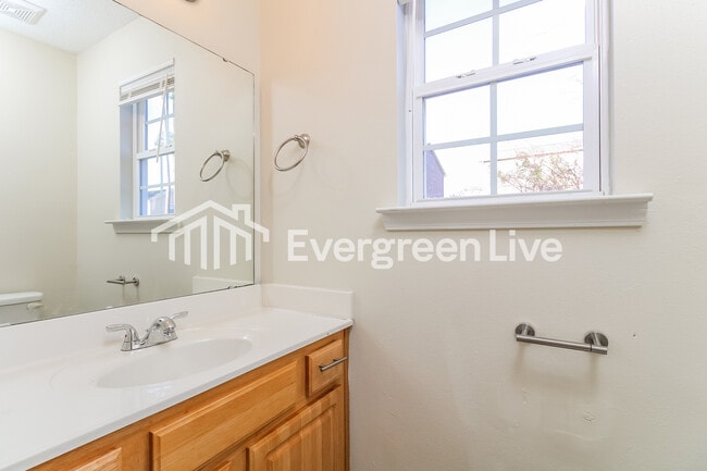 Building Photo - 236 Stagone Ln