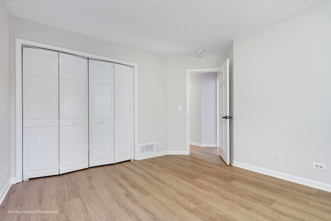 Building Photo - 1020 Prairie View Ct