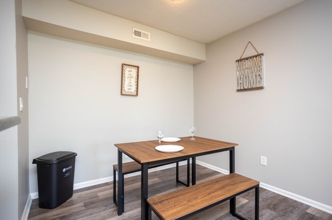 Building Photo - Room to grow and memories to make!