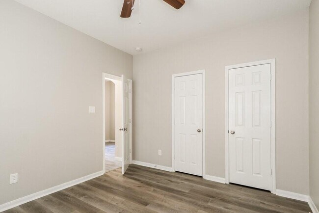 Building Photo - 18460 Sunrise Maple Dr