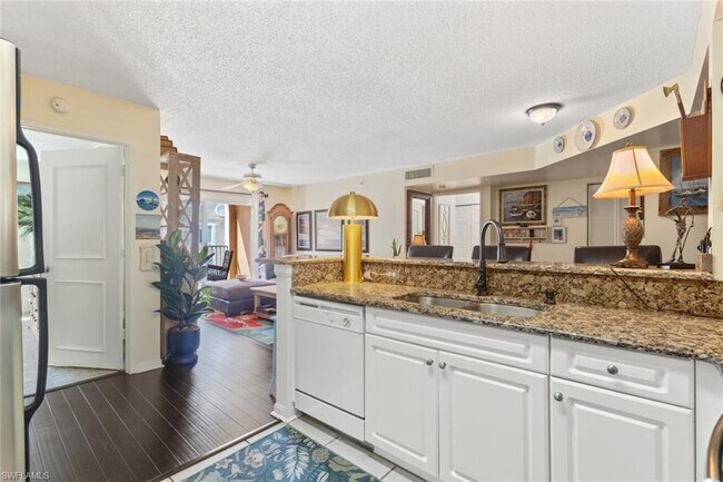 Building Photo - 1270 Wildwood Lakes Blvd