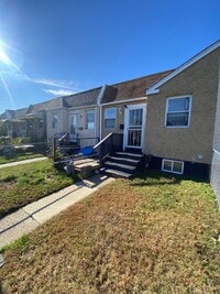 Building Photo - Charming 2-Bedroom Row Home in Sharon Hill