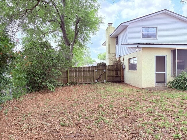 Building Photo - 1008 Lady Guinevere Dr