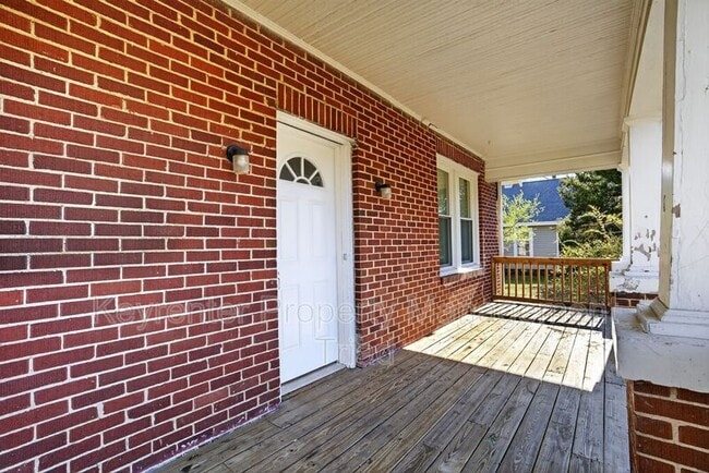 Building Photo - 2405 Freeman Mill Rd