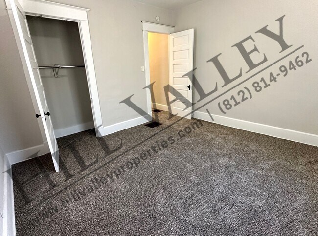 Building Photo - Two bedroom home