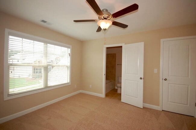 Building Photo - 235 Haney Rd