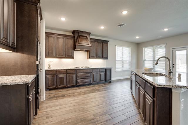 Building Photo - 1409 Arrowwood Dr