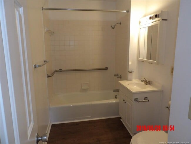 Building Photo - 4805 Fogarty Dr
